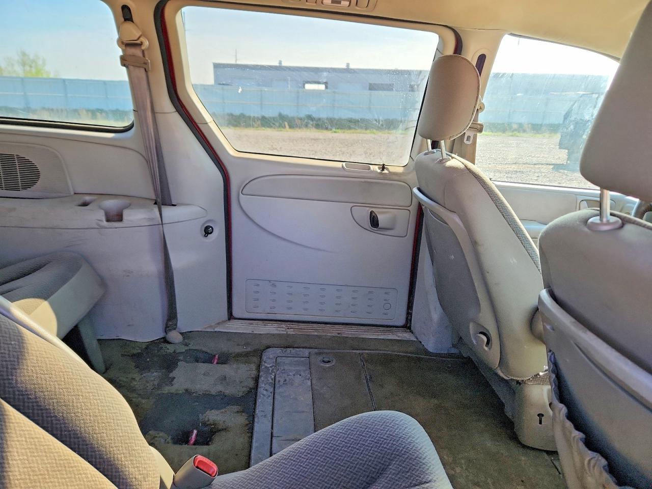 Dodge Caravan Sxt