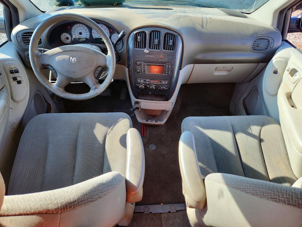 Dodge Caravan Sxt