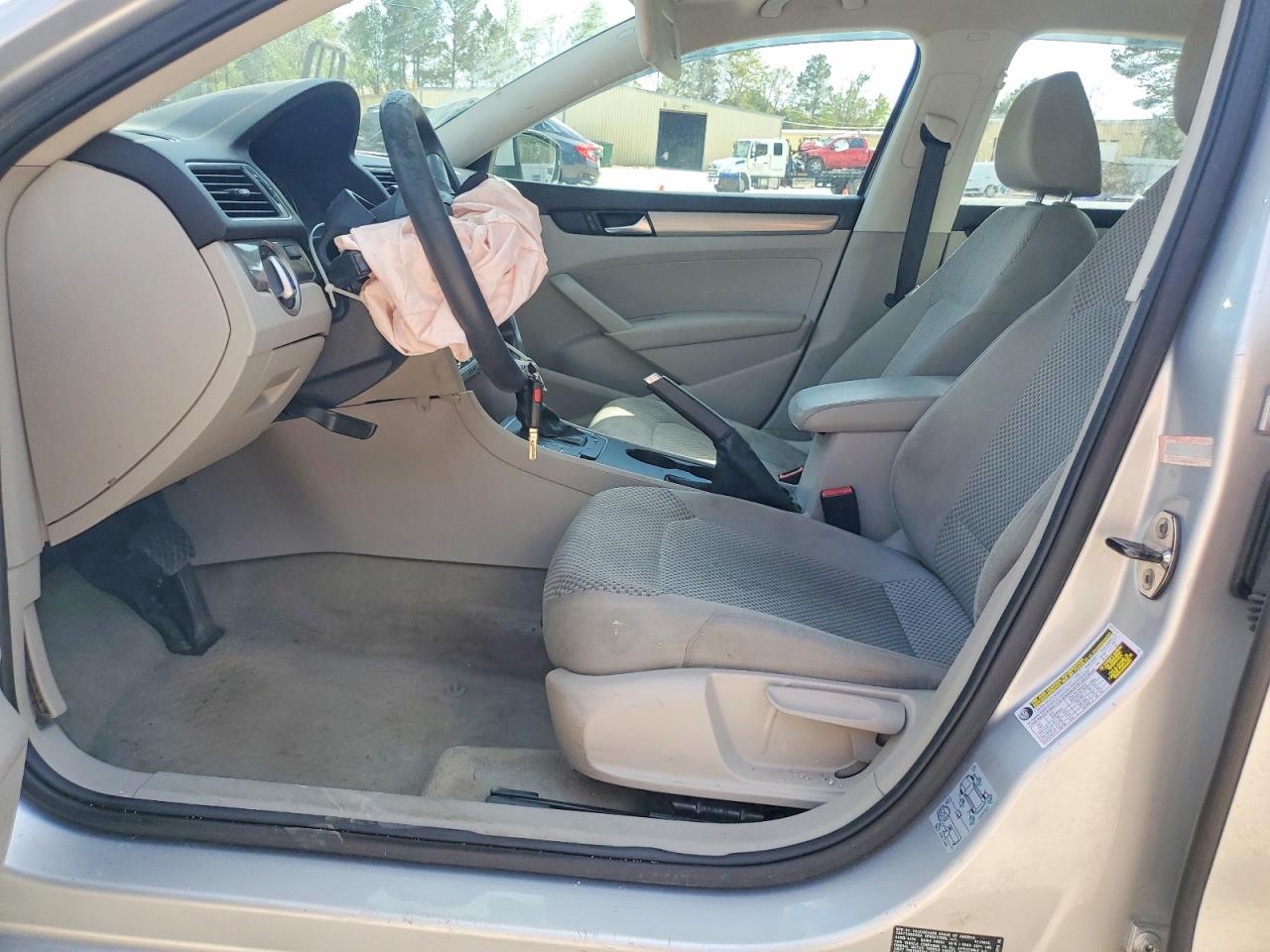 Volkswagen Passat S