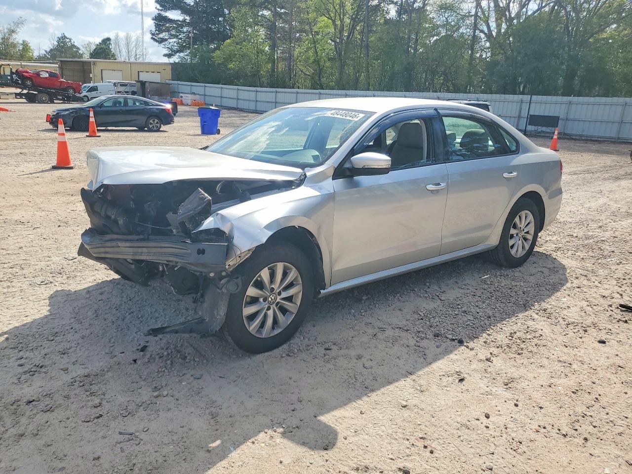 Salvage Volkswagen Passat Image