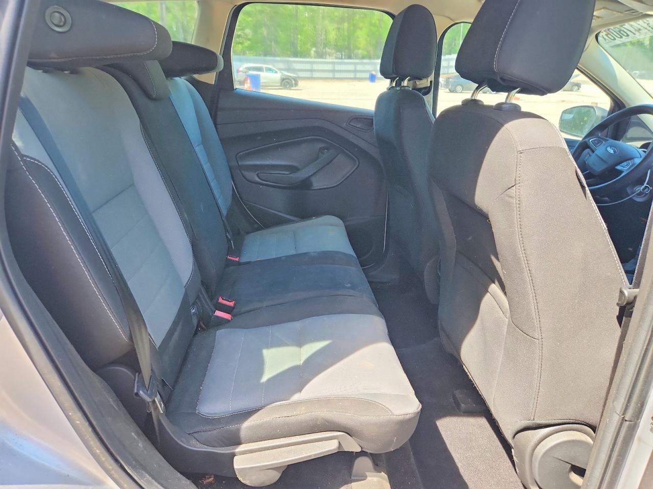 Ford Escape S
