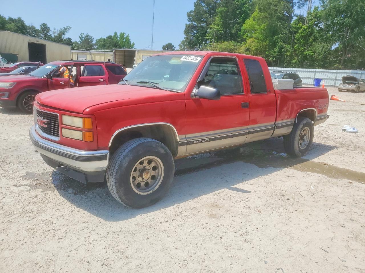 Salvage GMC Sierra Image