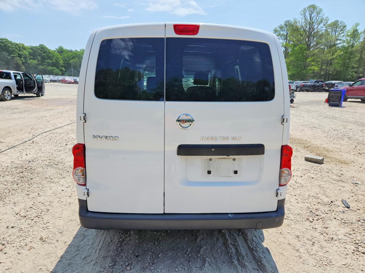 Nissan Nv S