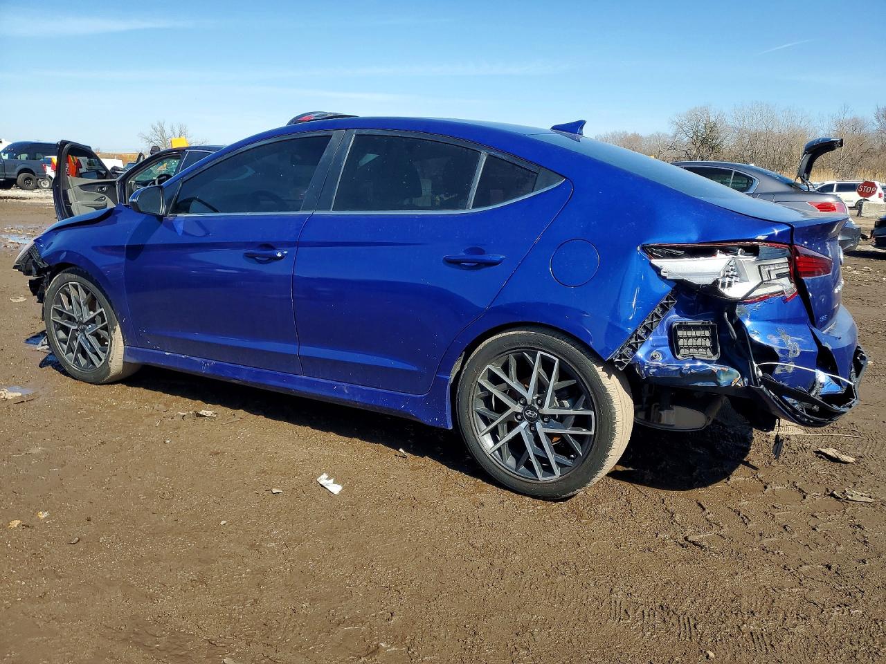 Hyundai ELANTRA Sport