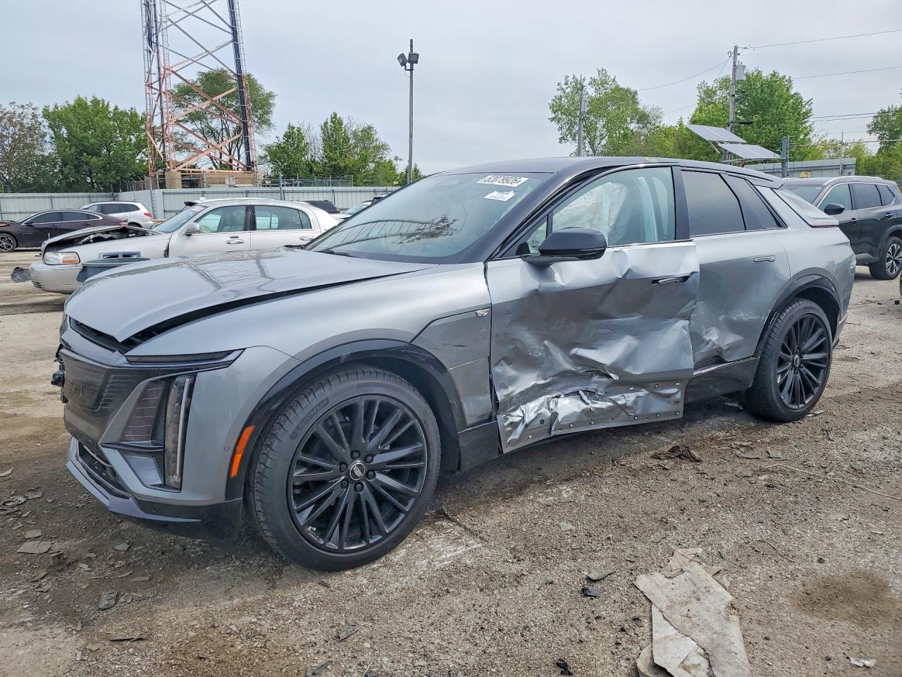 Salvage Cadillac LYRIQ Image