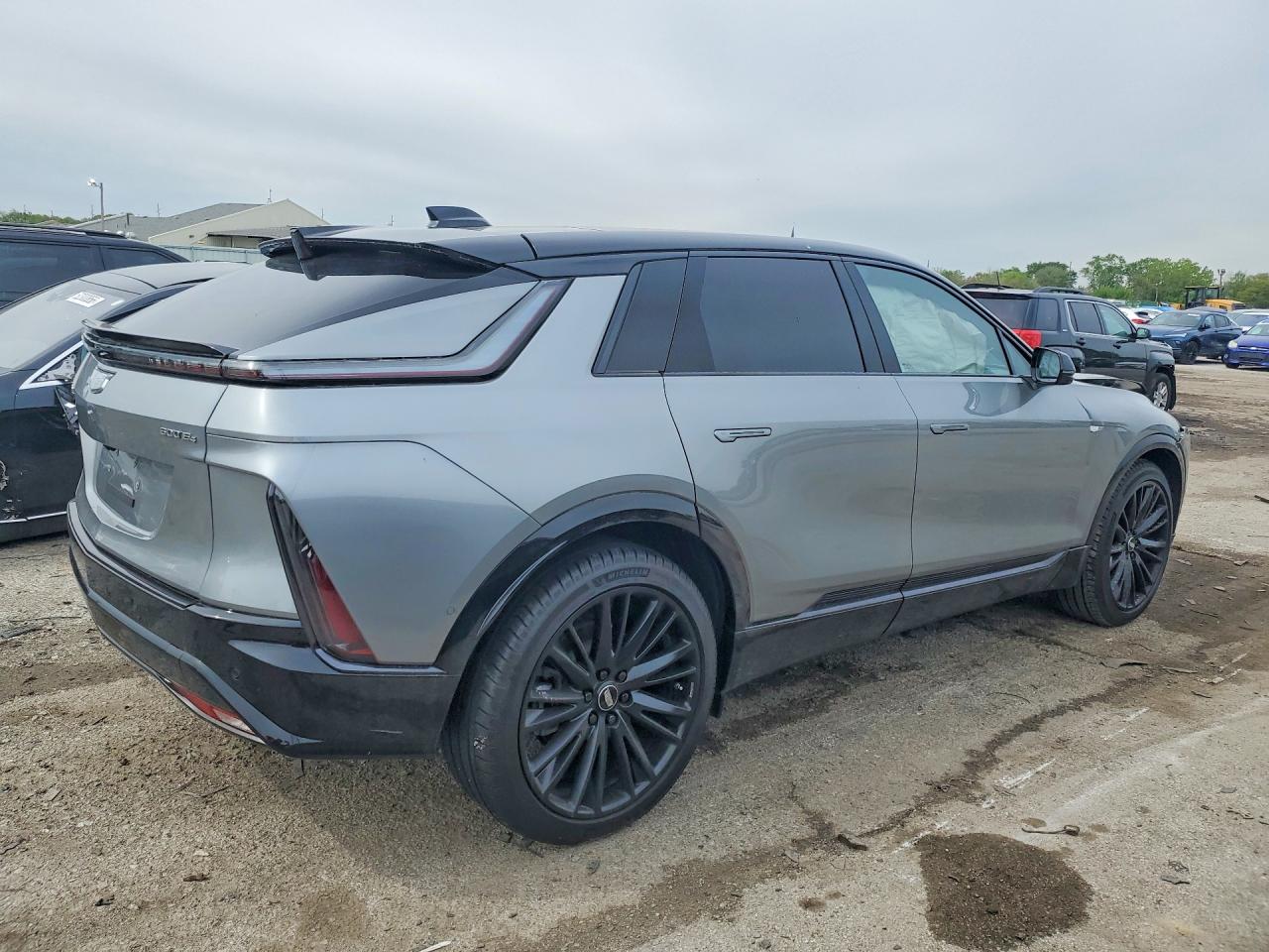 Cadillac Lyriq Spor Sport