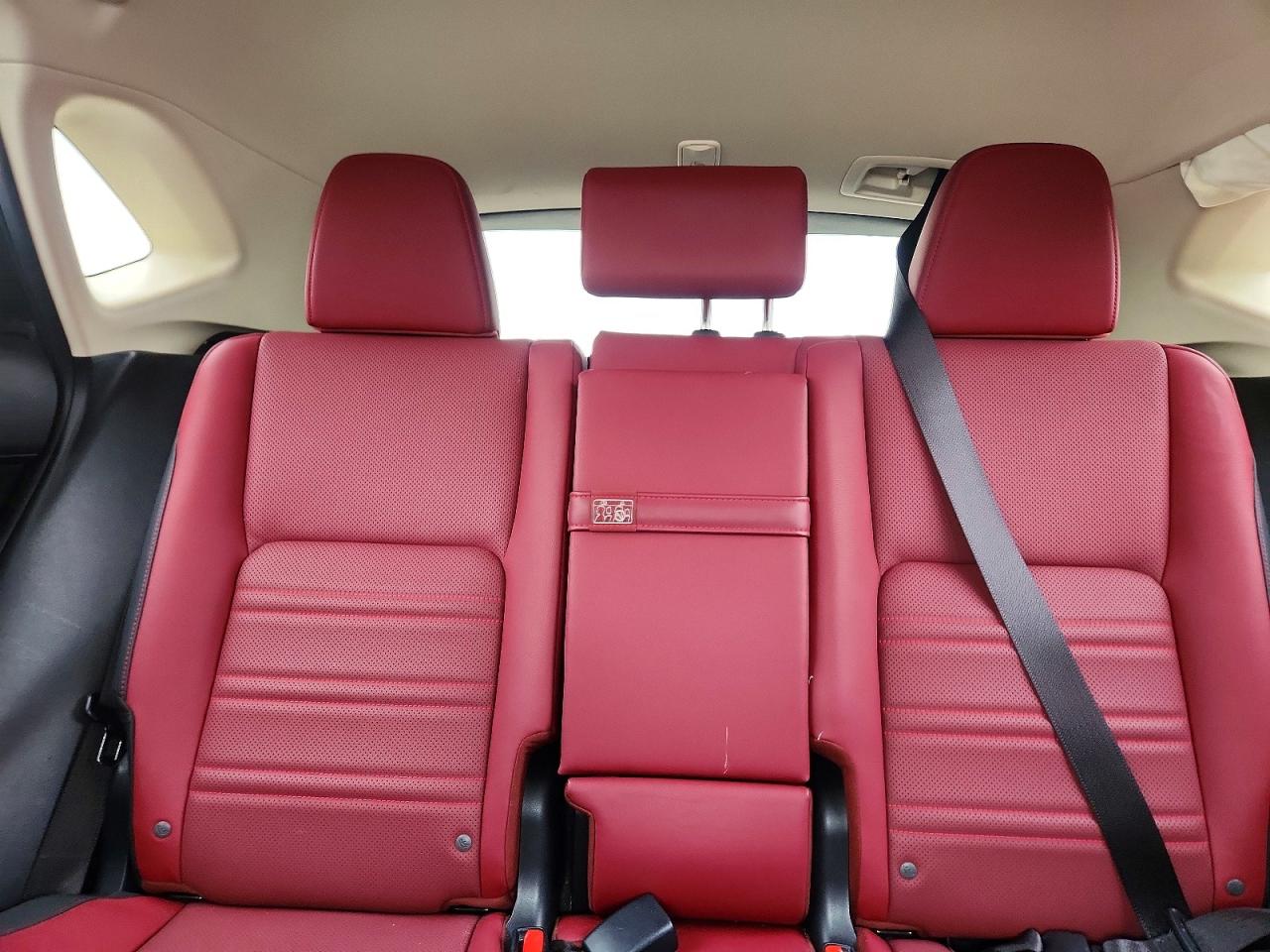 Lexus NX Base