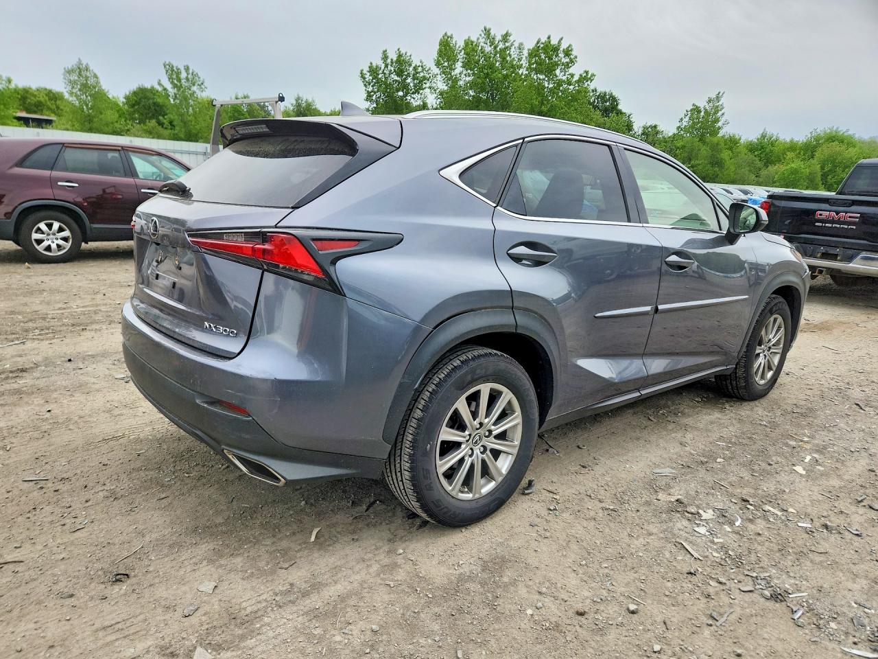 Lexus NX Base