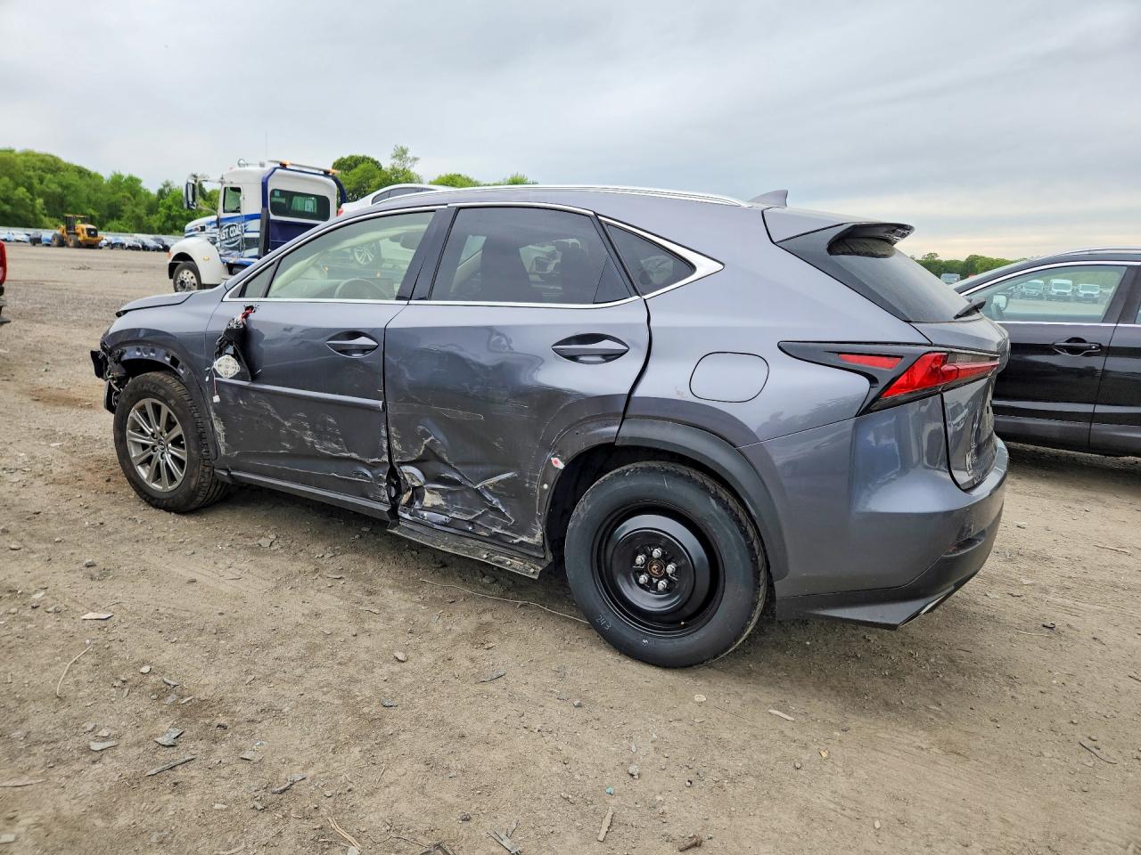 Lexus NX Base