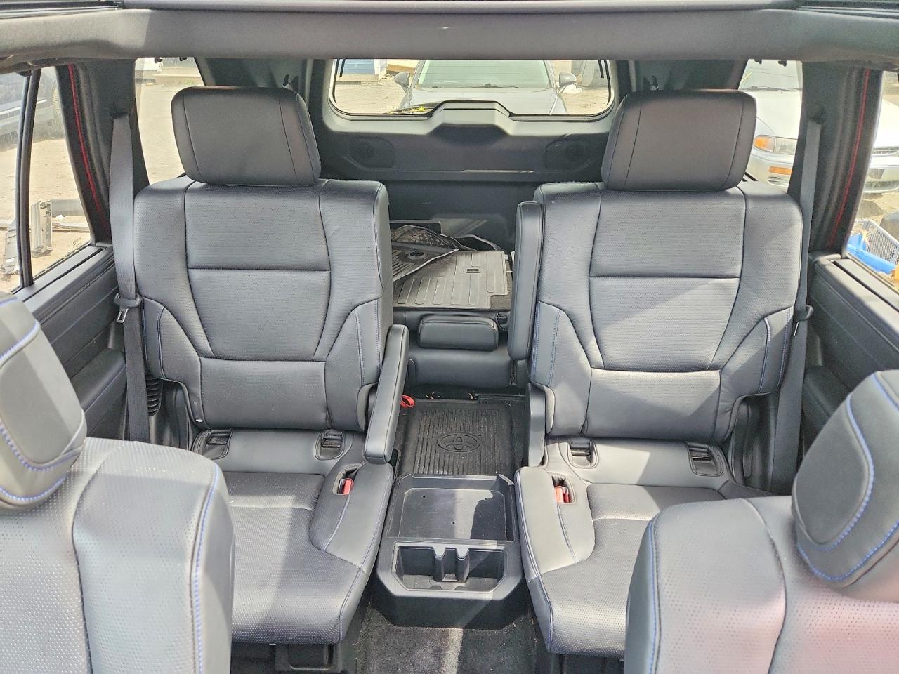 Toyota Sequoia Platinum