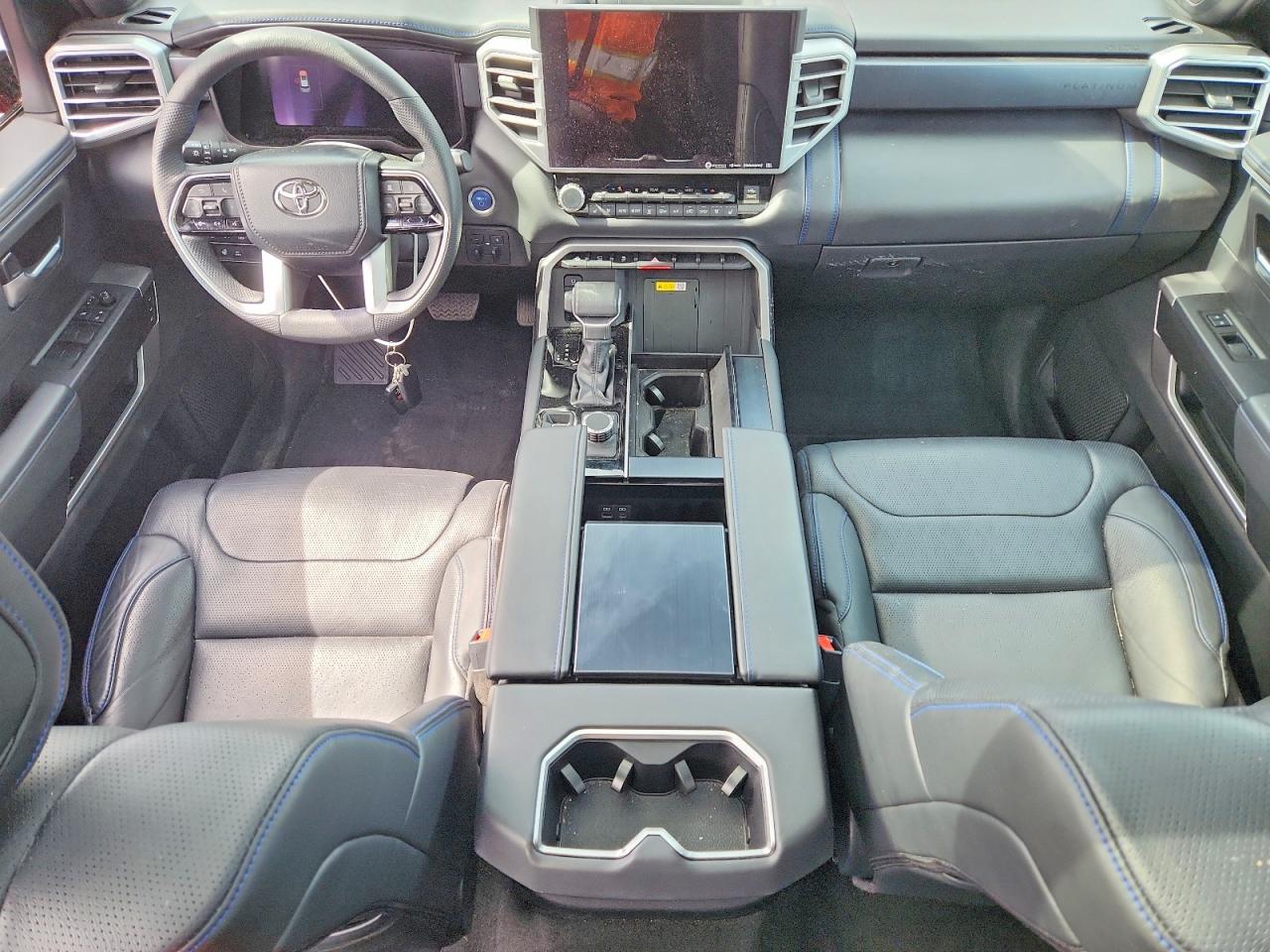 Toyota Sequoia Platinum