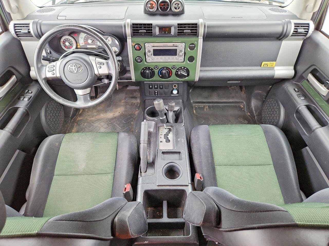 Toyota FJ Cruiser Base