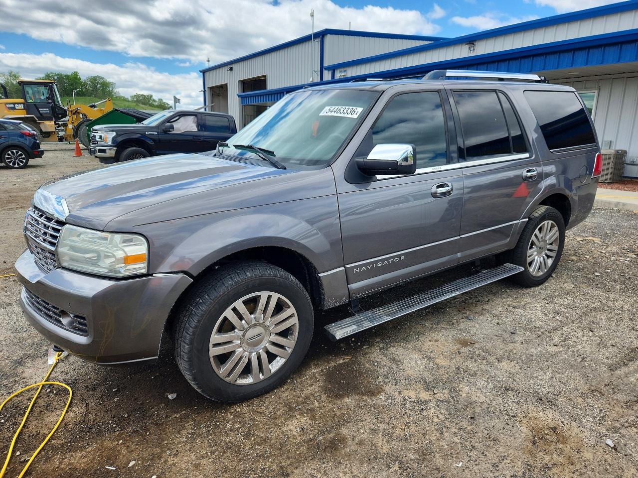 Salvage Lincoln Navigator Image