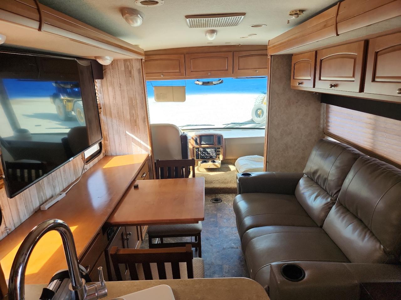 Winnibago F-550
