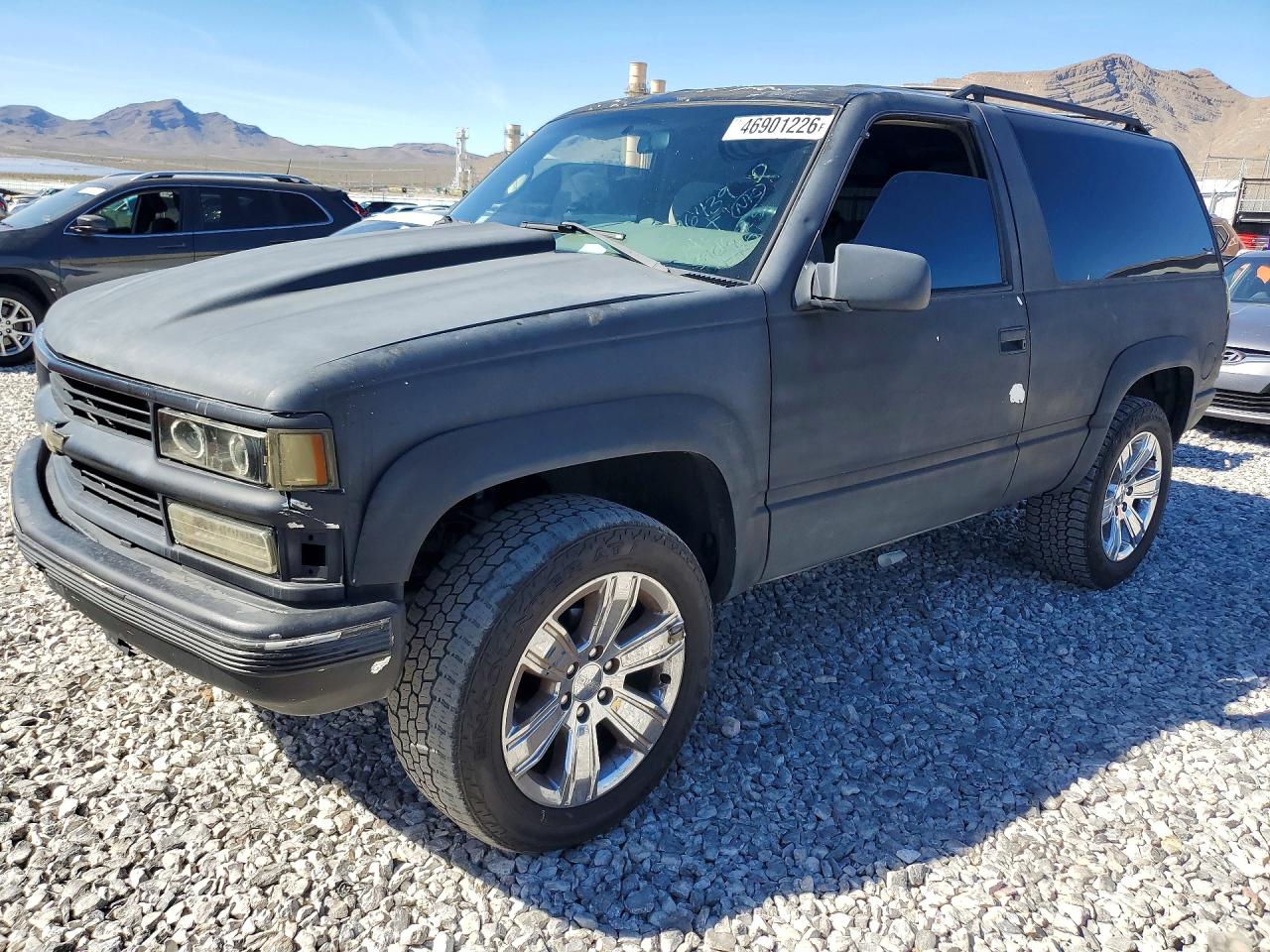 Salvage Chevrolet Tahoe Image