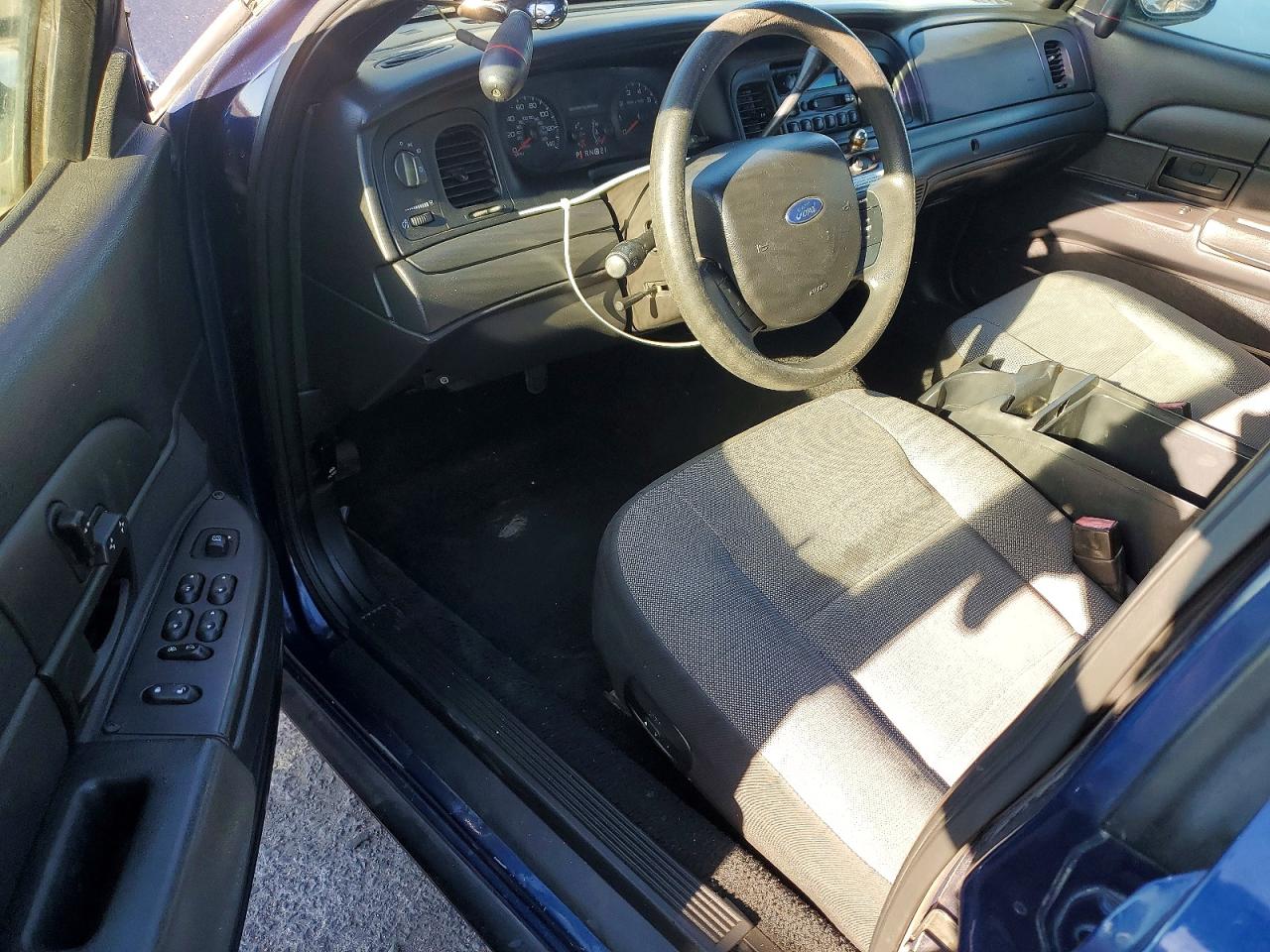 Ford Crown Vic Police Interceptor