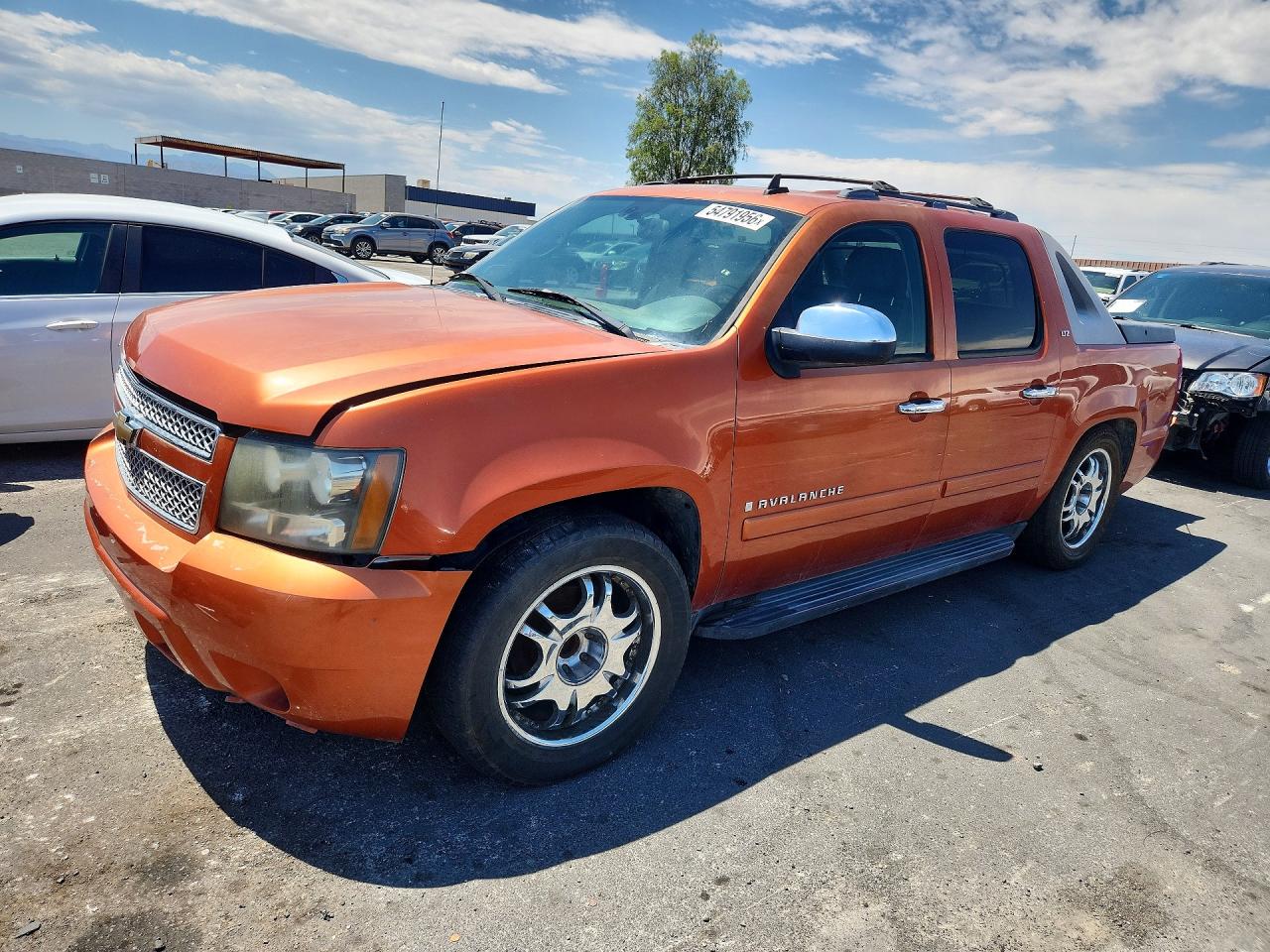 Salvage Chevrolet Avalanche Image