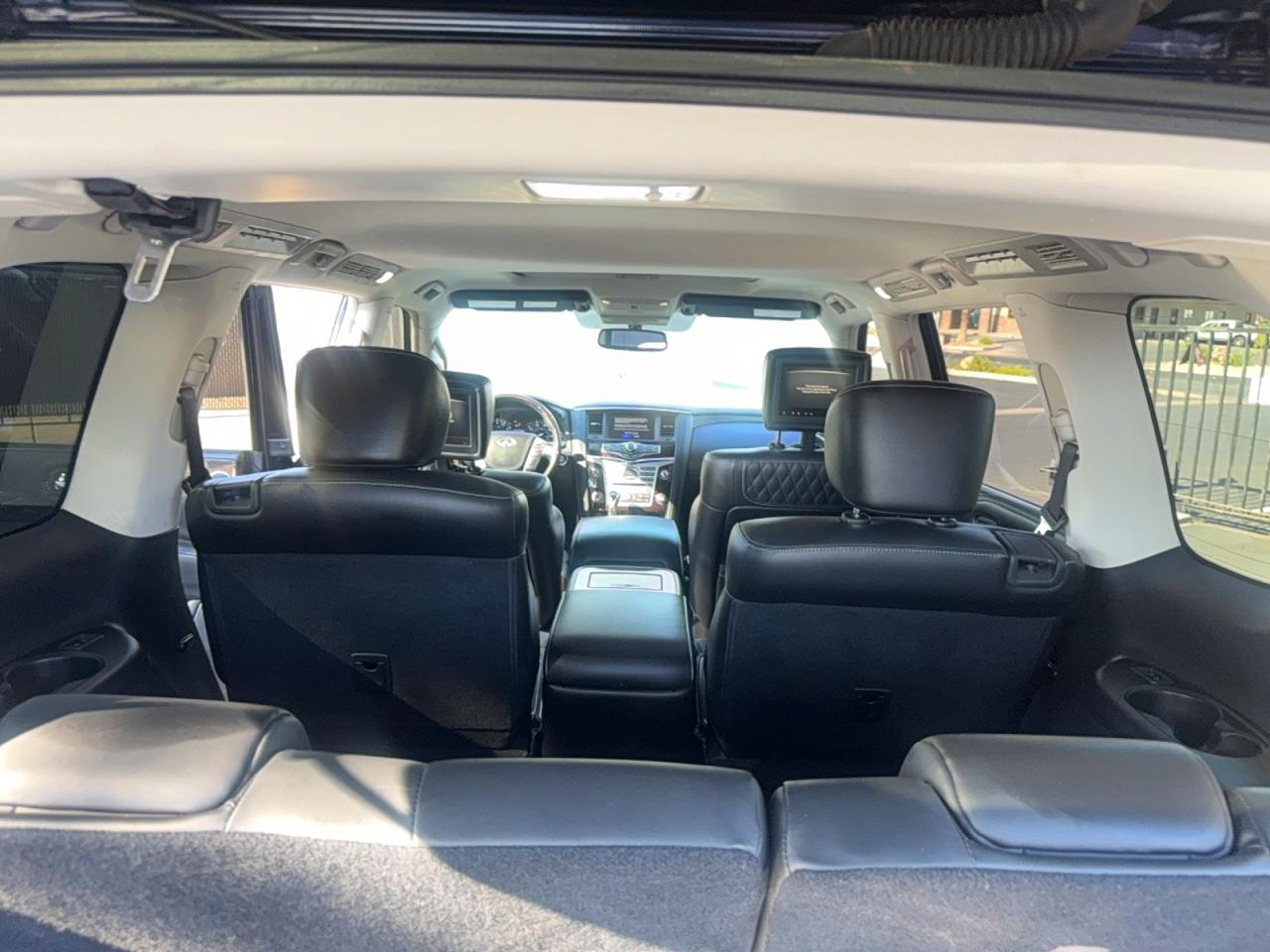 INFINITI Qx Luxe