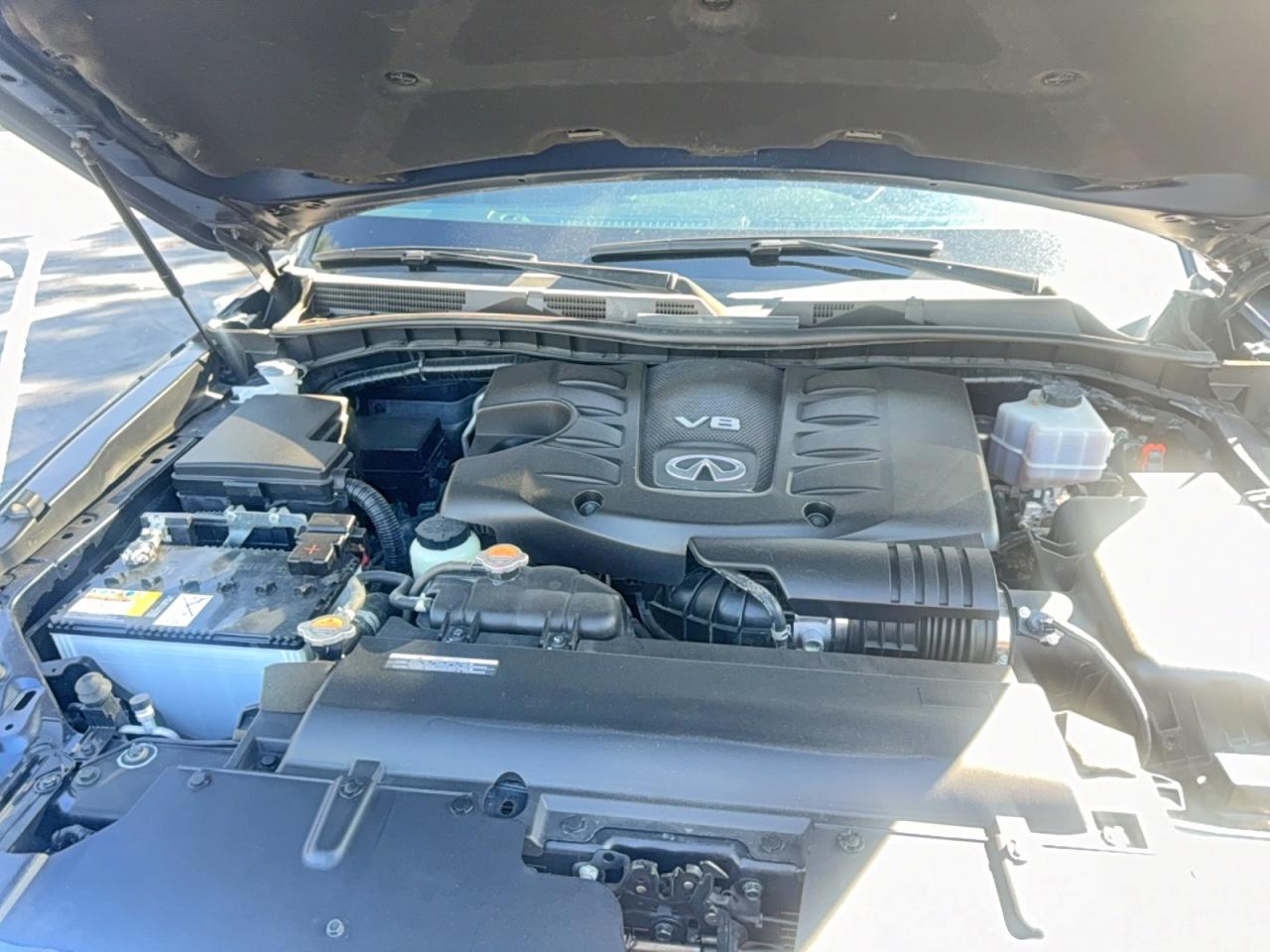 INFINITI Qx Luxe