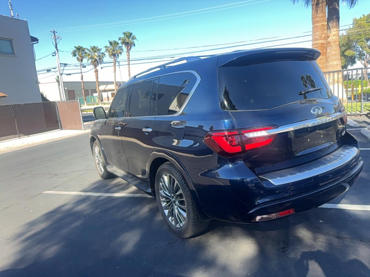 INFINITI Qx Luxe