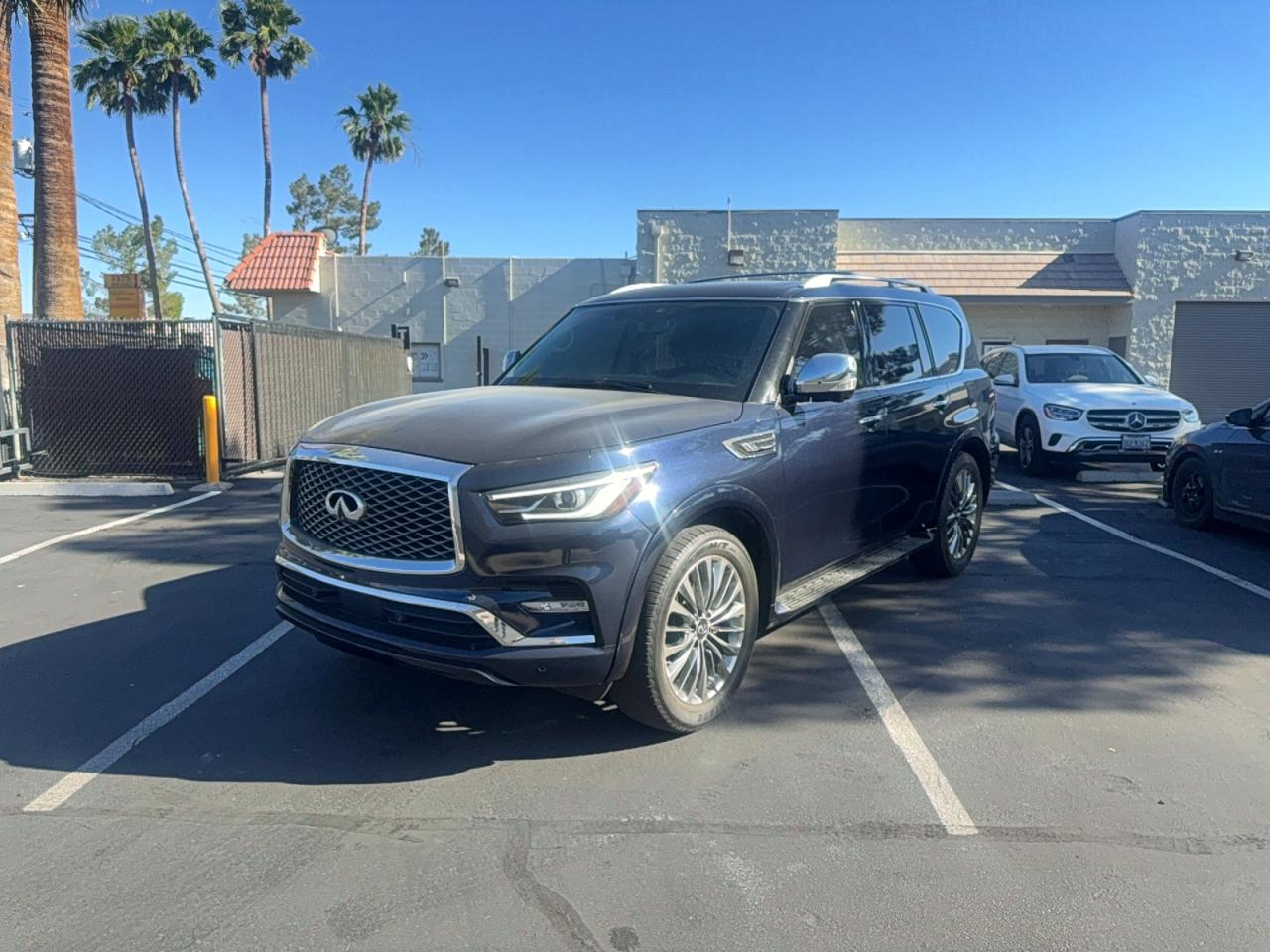 INFINITI Qx Luxe