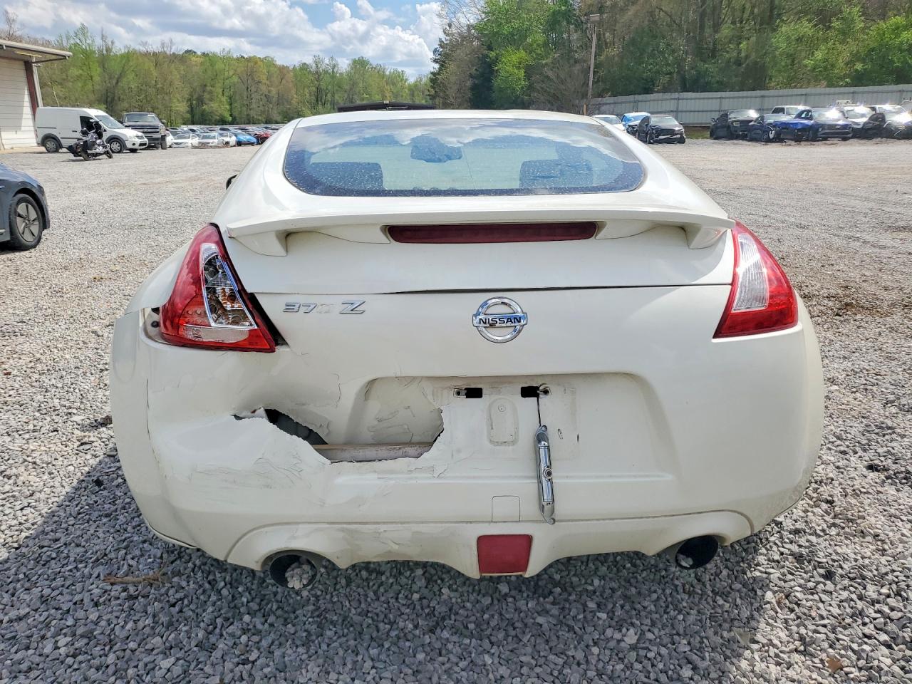 Nissan 370Z Base
