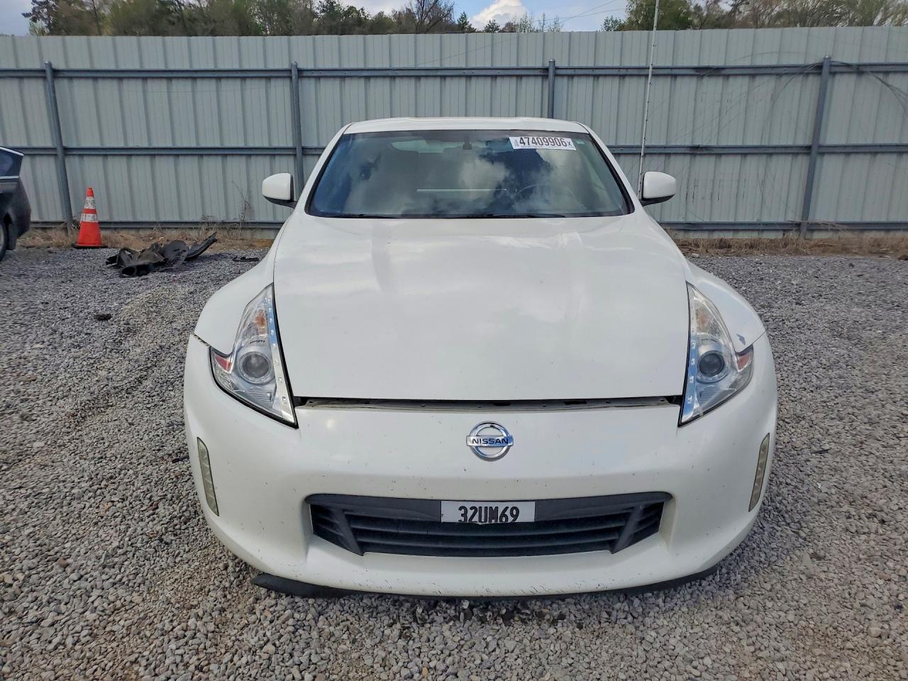 Nissan 370Z Base