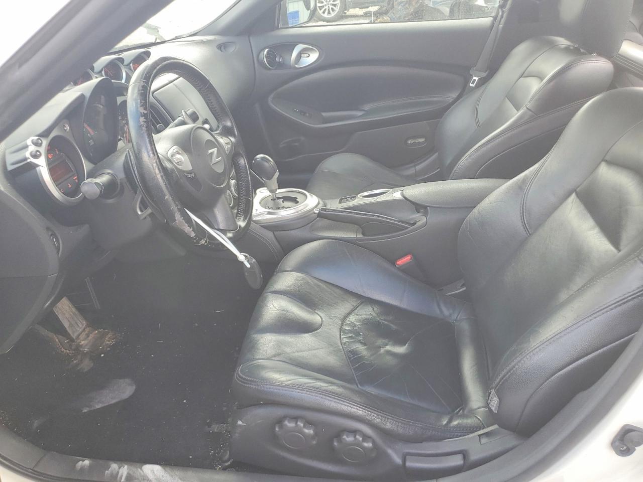 Nissan 370Z Base