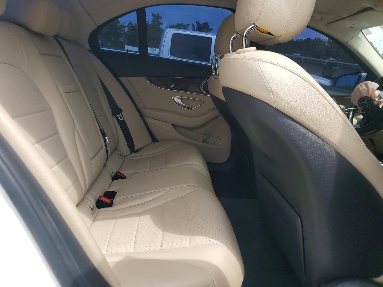 Mercedes-Benz C-Class 300