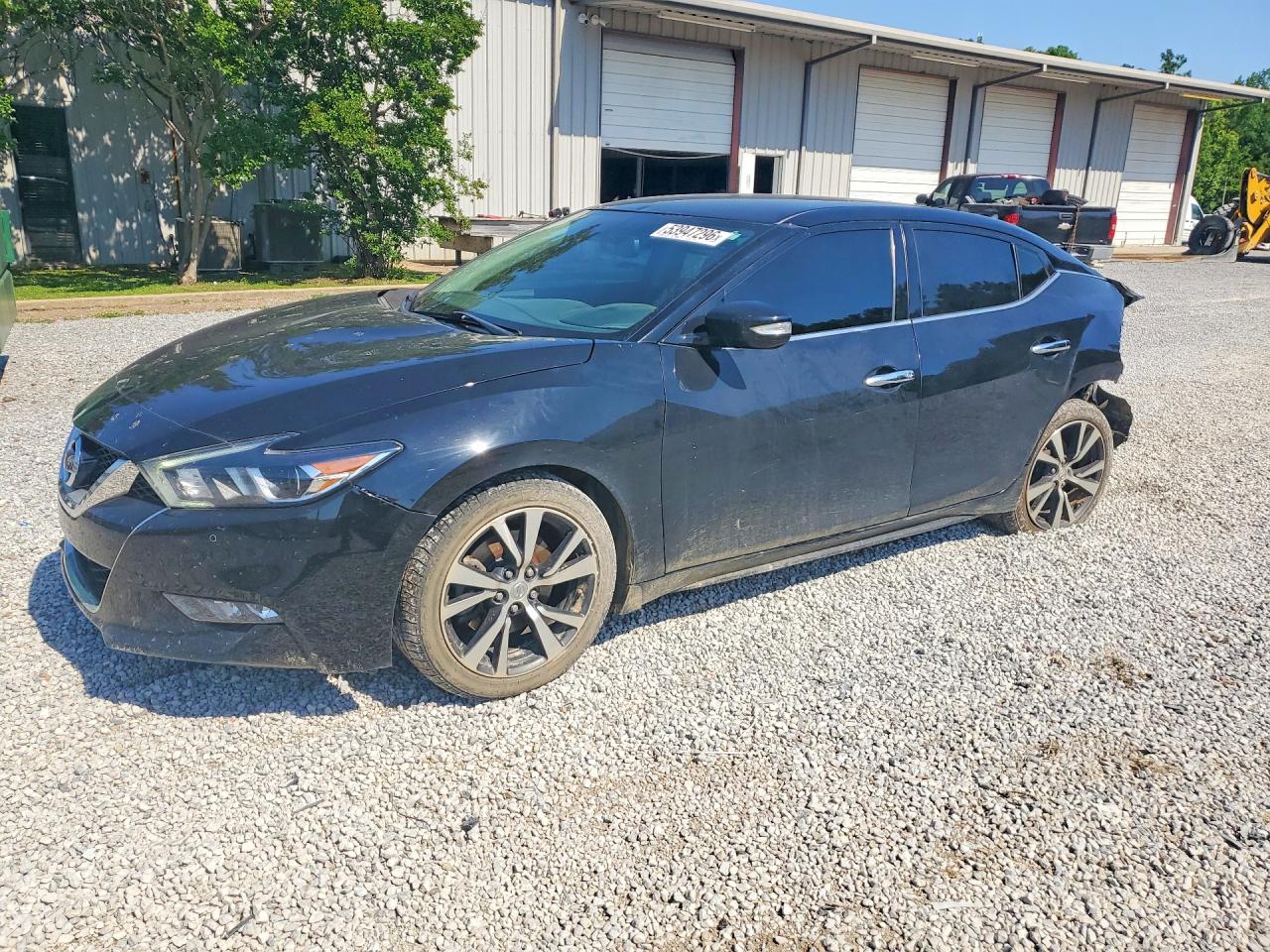 Salvage Nissan Maxima Image