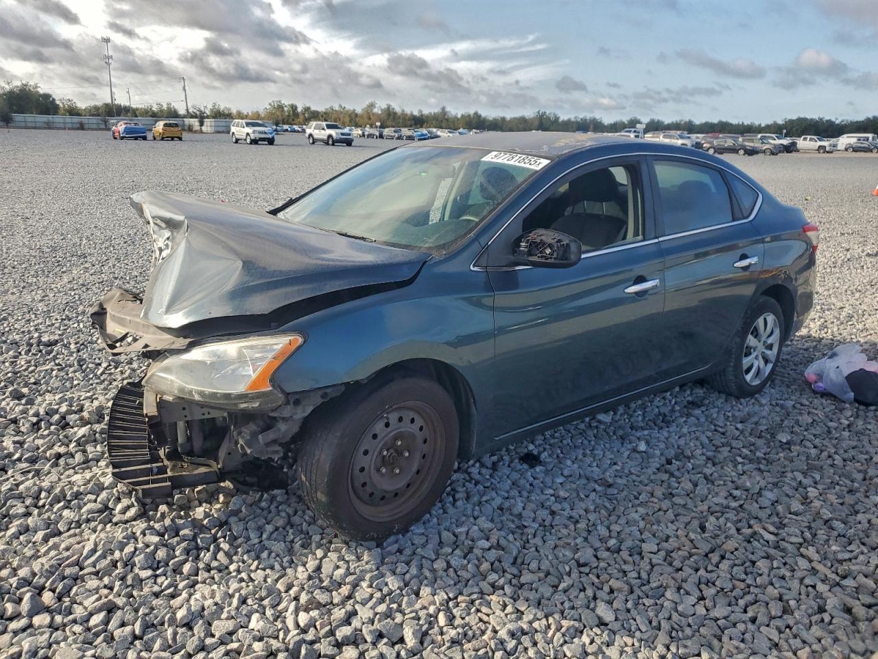 Salvage Nissan Sentra Image