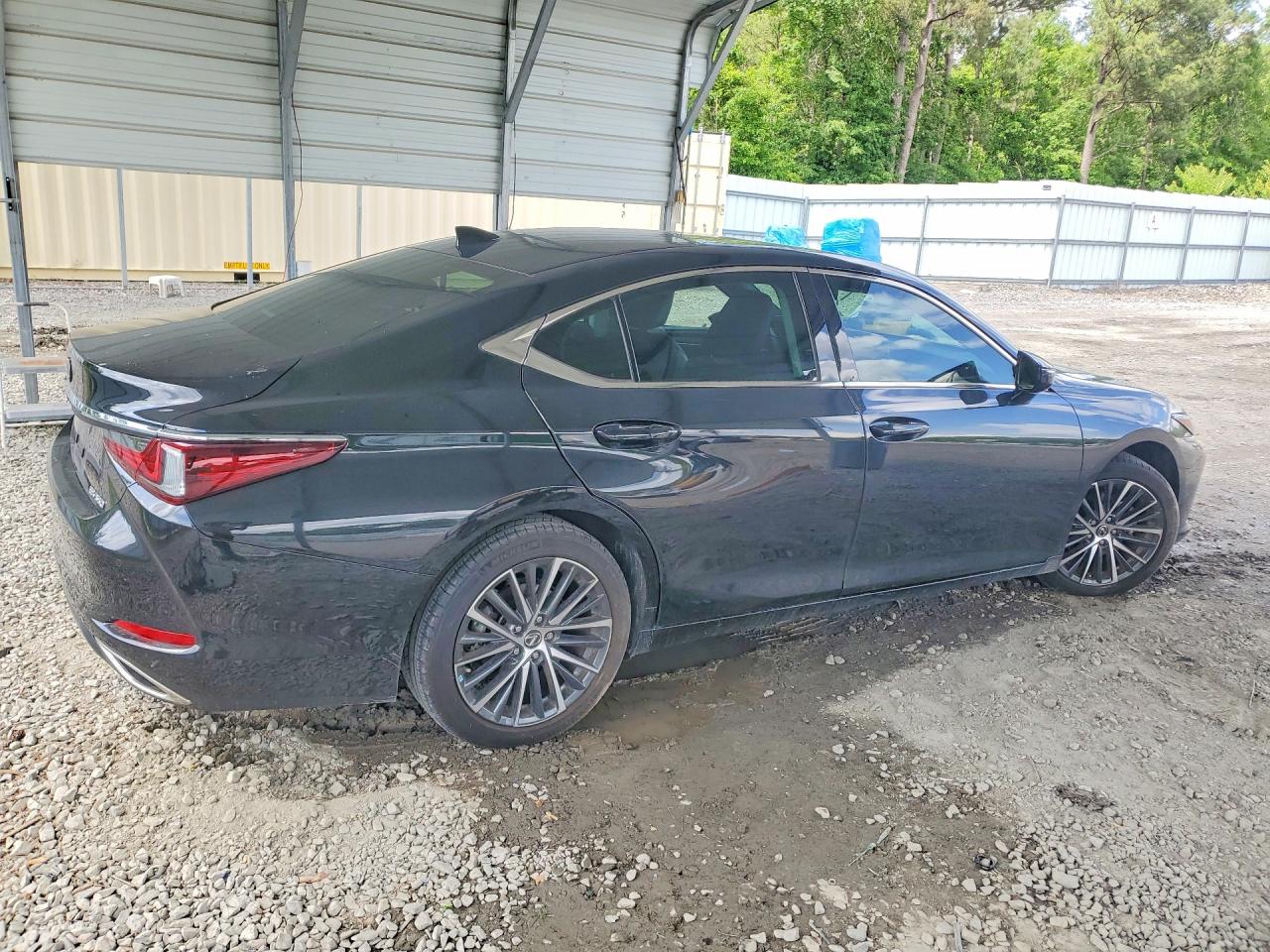 Lexus Es Base