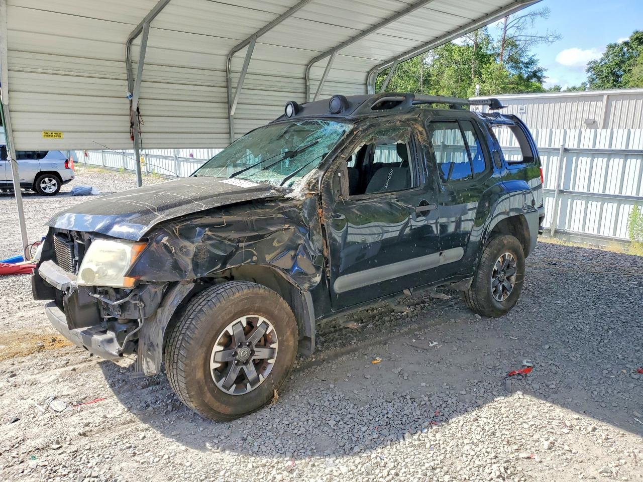 Salvage Nissan Xterra Image