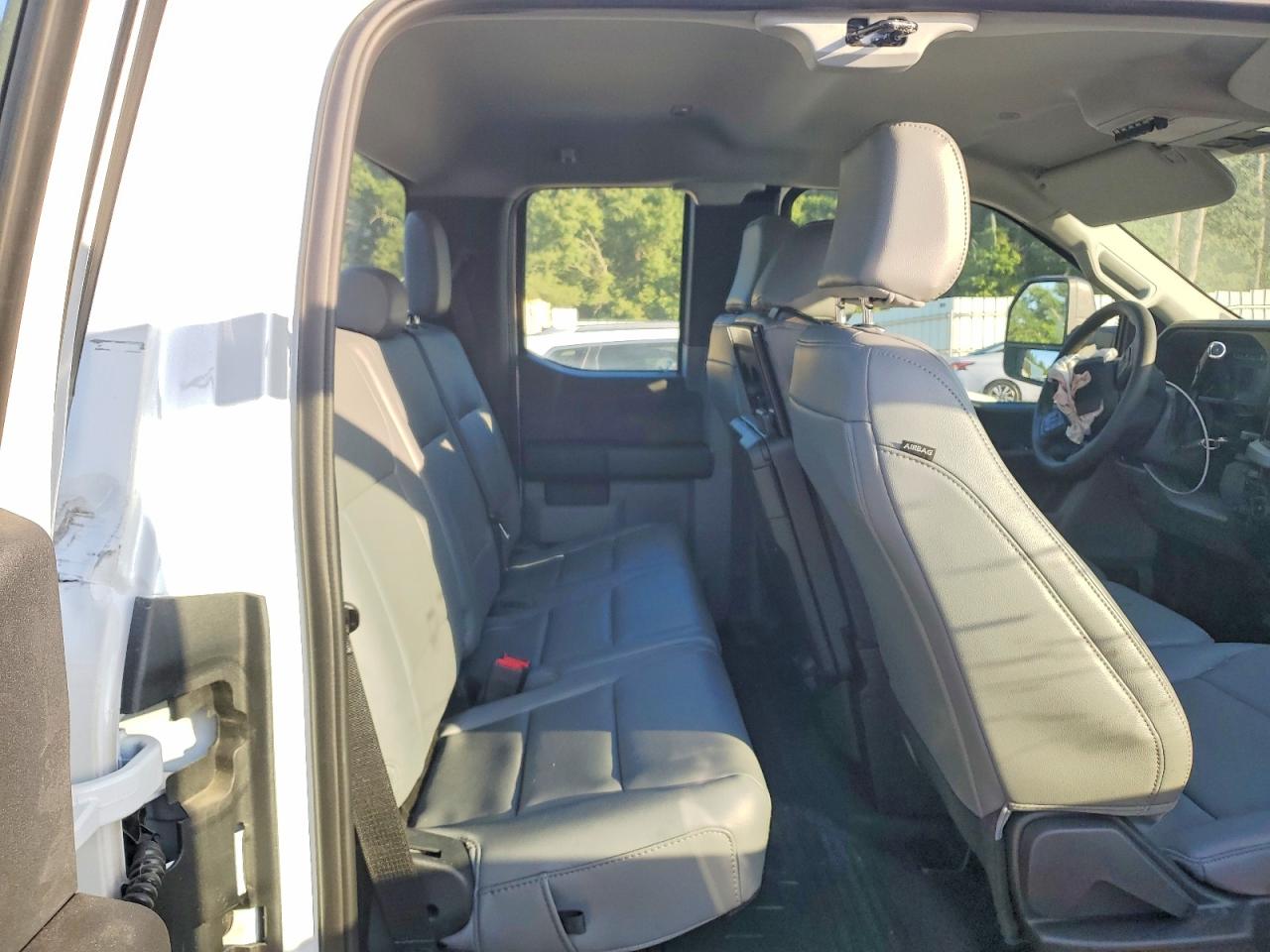 Ford F-250