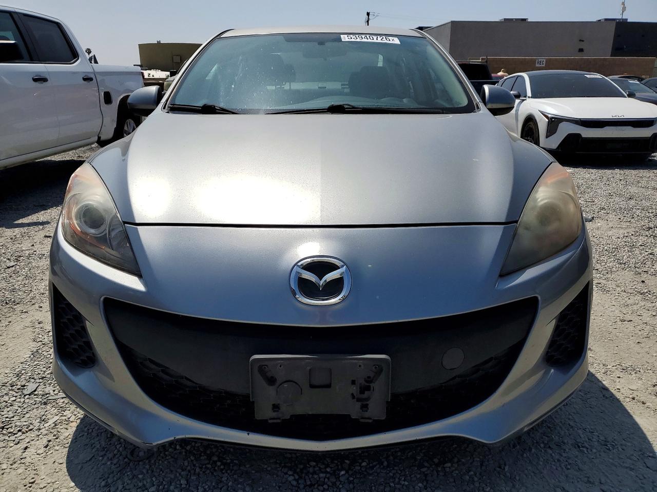 Mazda 3 I