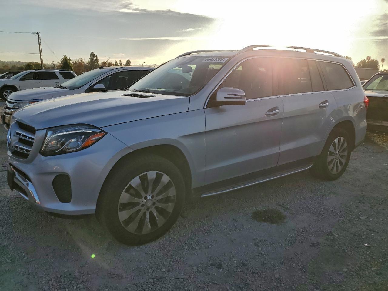Salvage Mercedes-Benz Gls-class Image