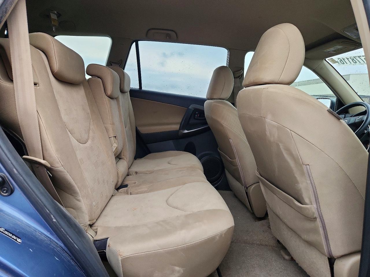 Toyota RAV4 Base