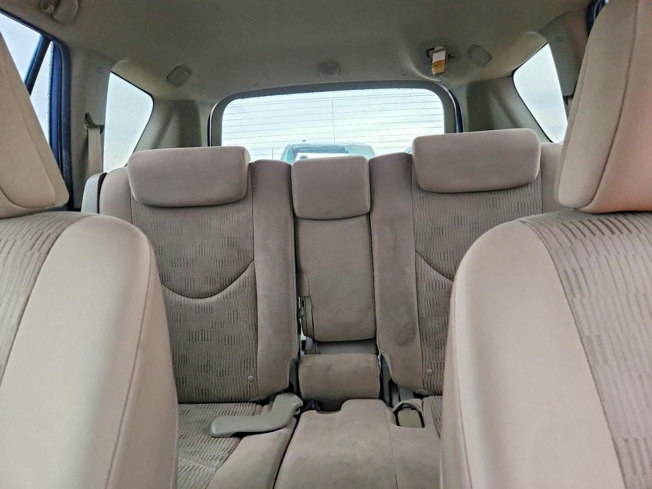 Toyota RAV4 Base