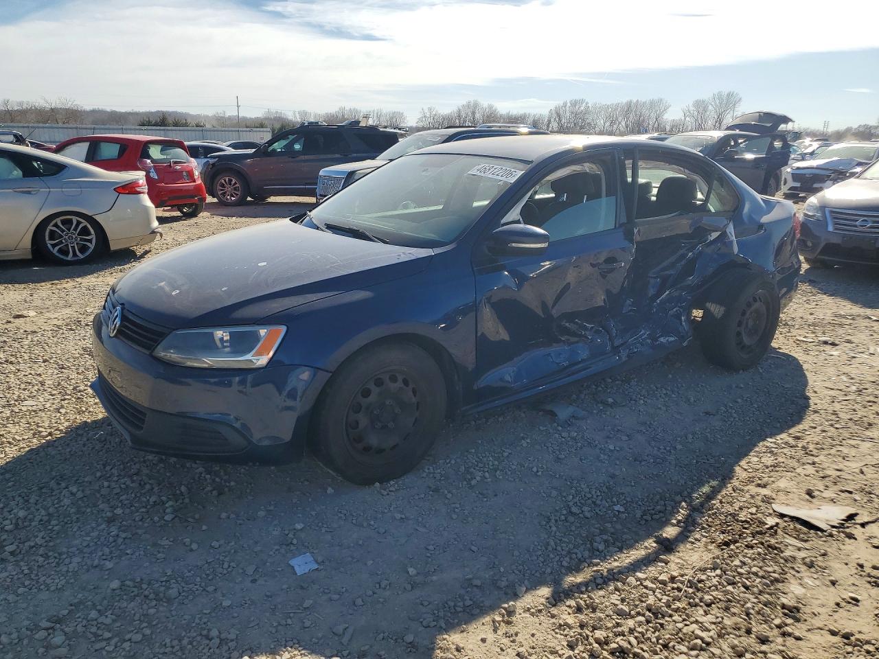 Salvage Volkswagen Jetta Image