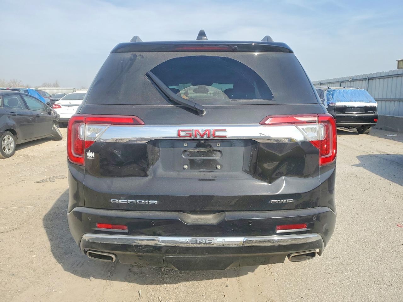 GMC Acadia Denali