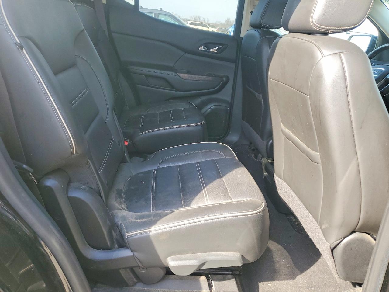 GMC Acadia Denali