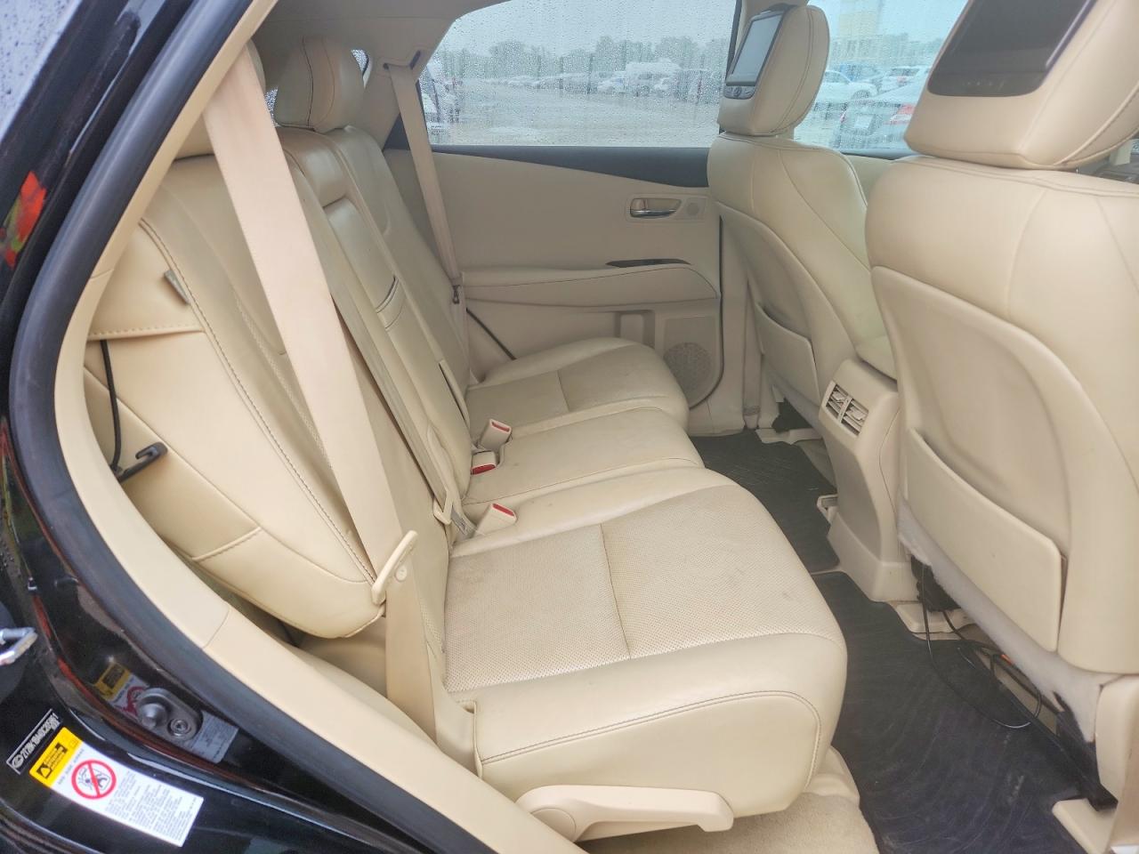 Lexus RX Base