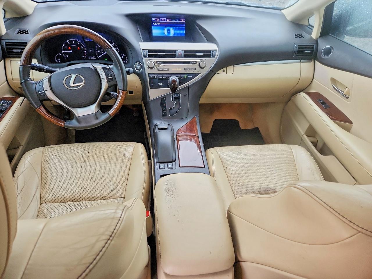 Lexus RX Base