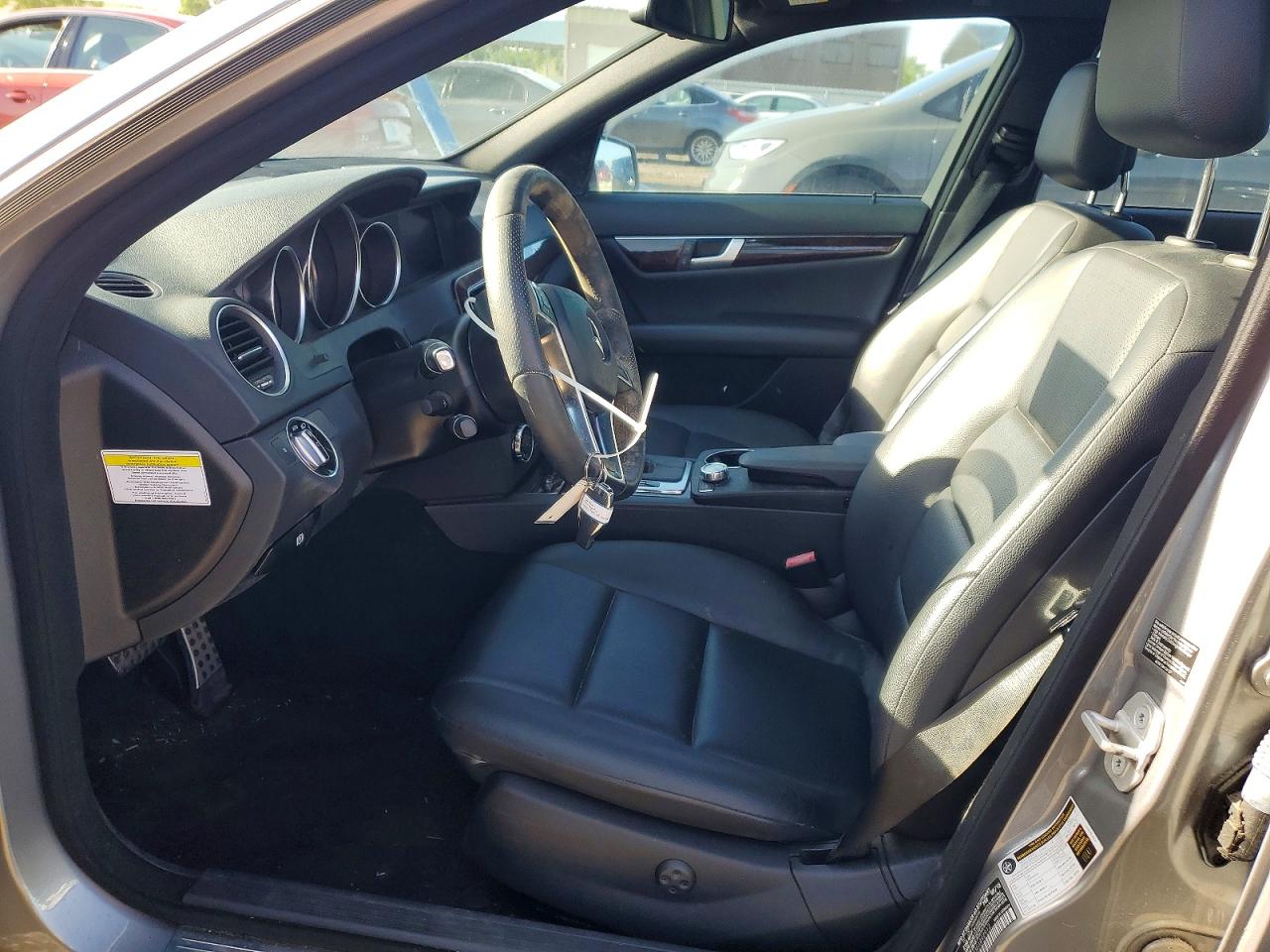 Mercedes-Benz C-Class 300 4matic