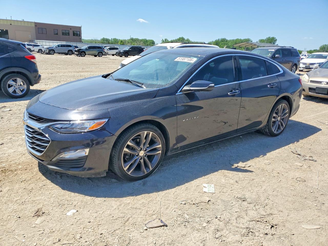 Salvage Chevrolet Malibu Image