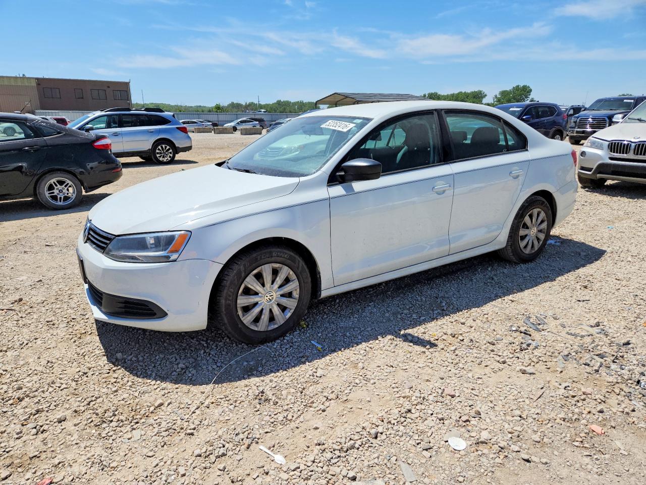 Salvage Volkswagen Jetta Image