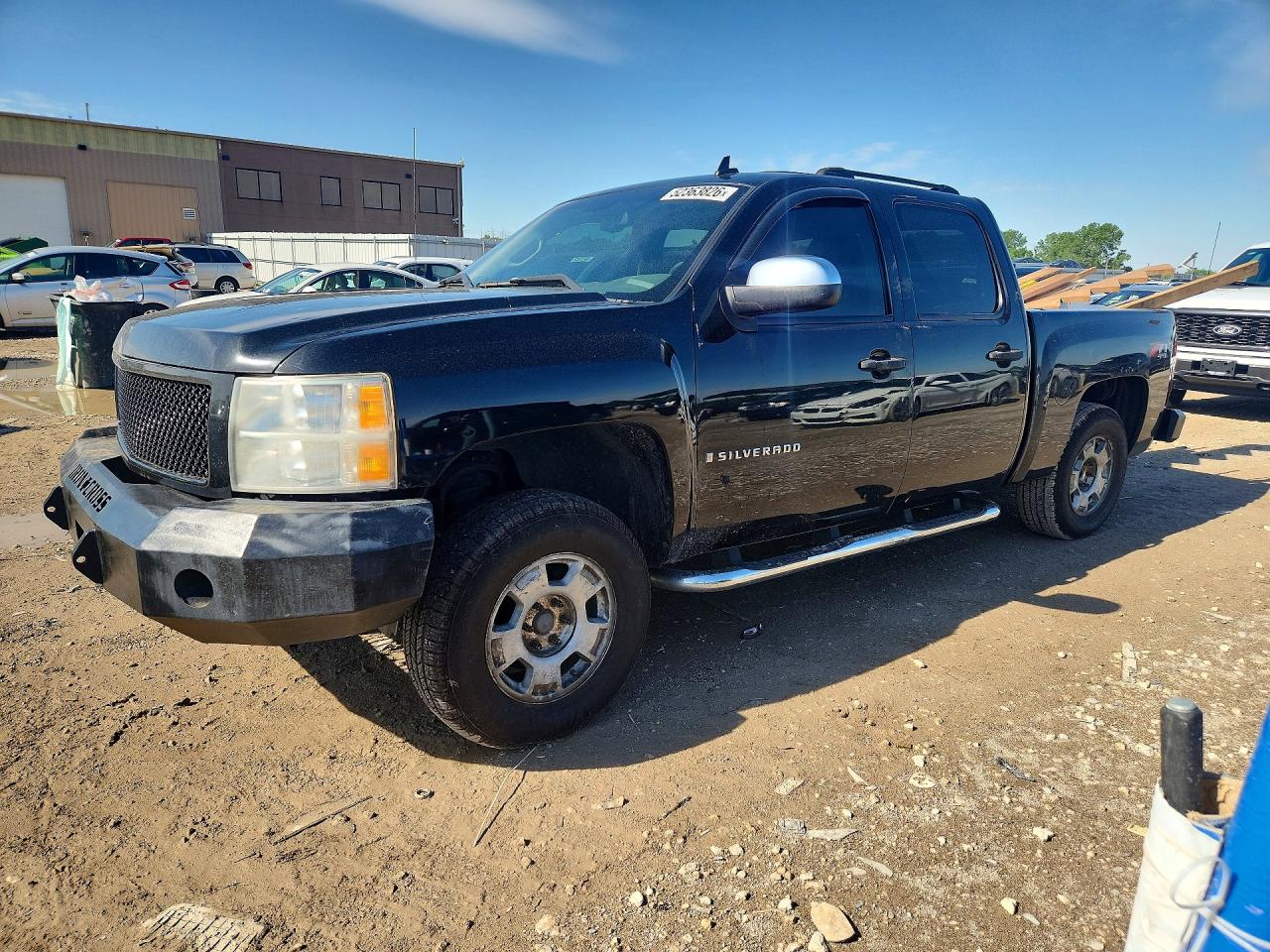 Salvage Chevrolet Silverado Image