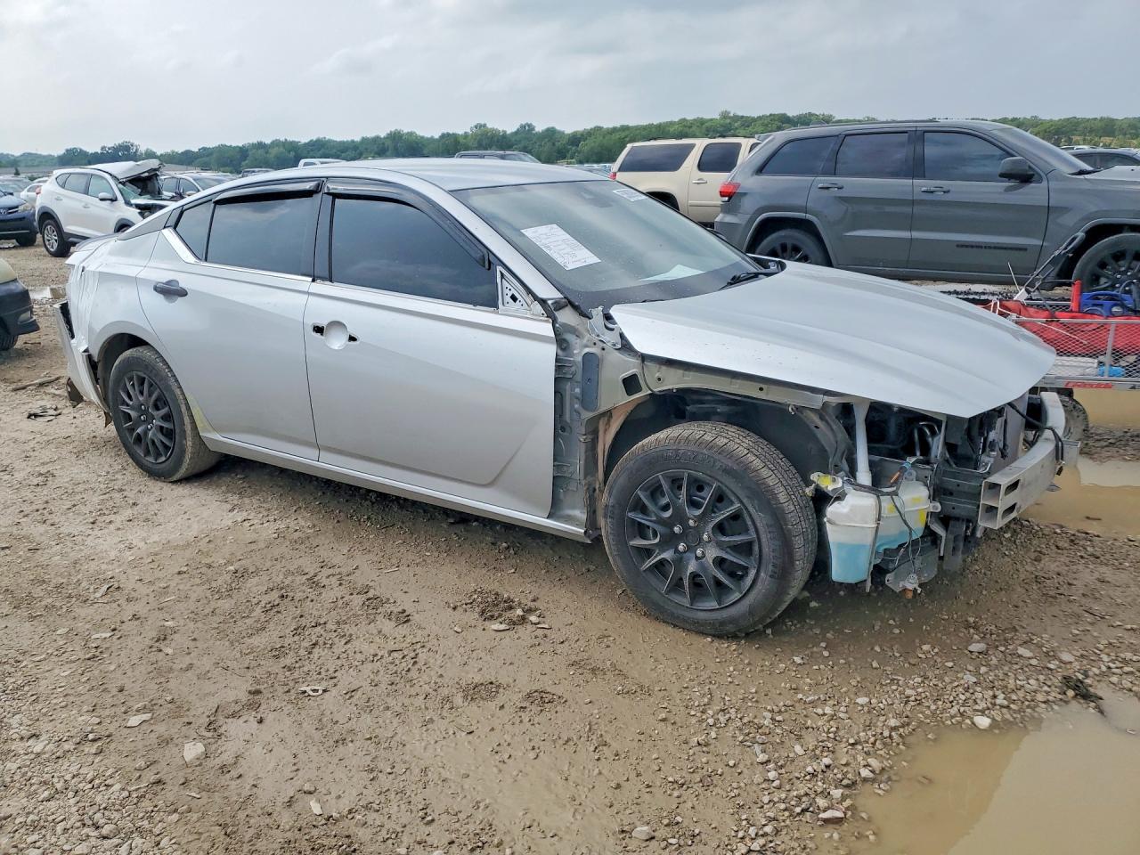 Nissan Altima S