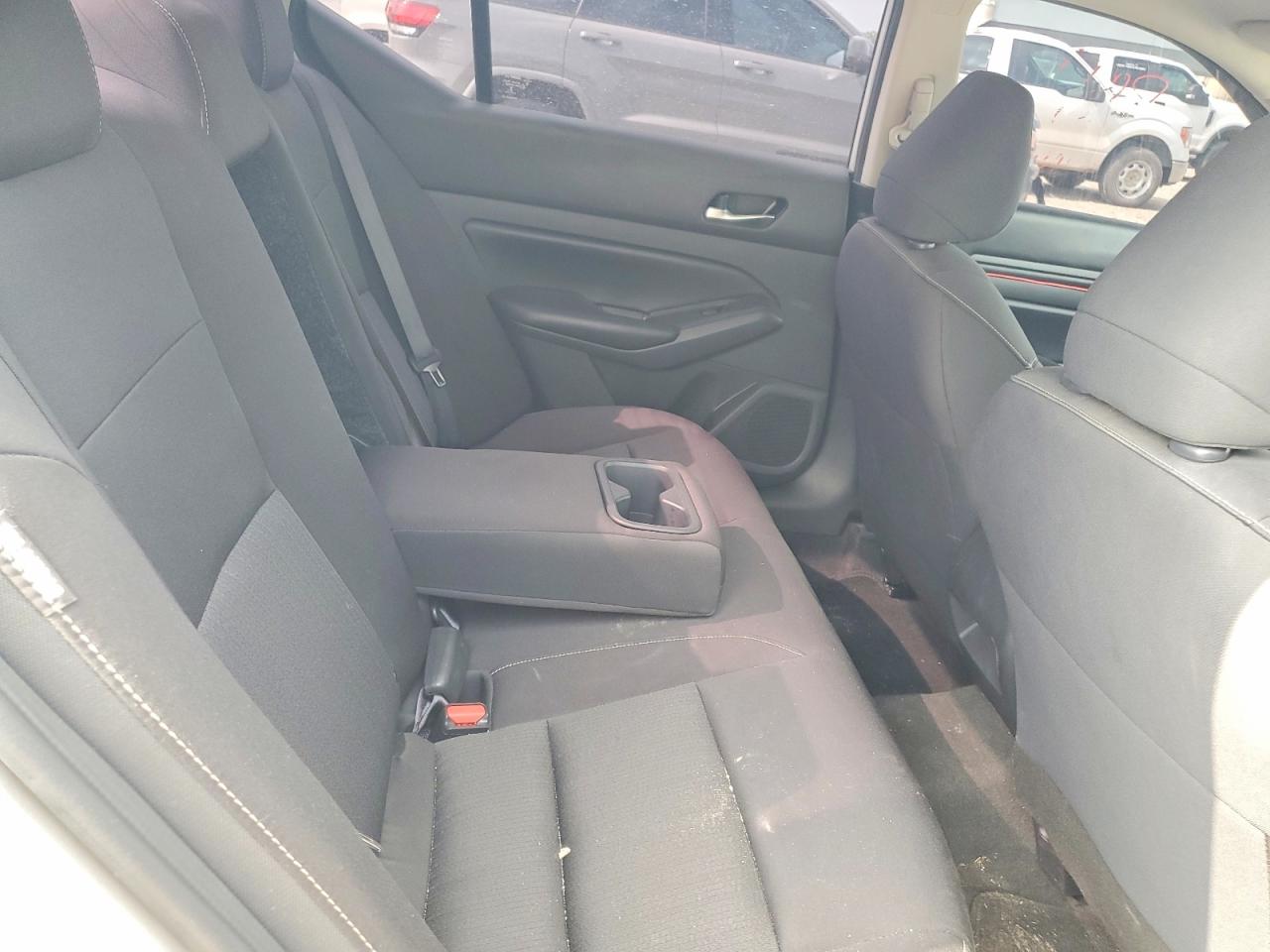 Nissan Altima S