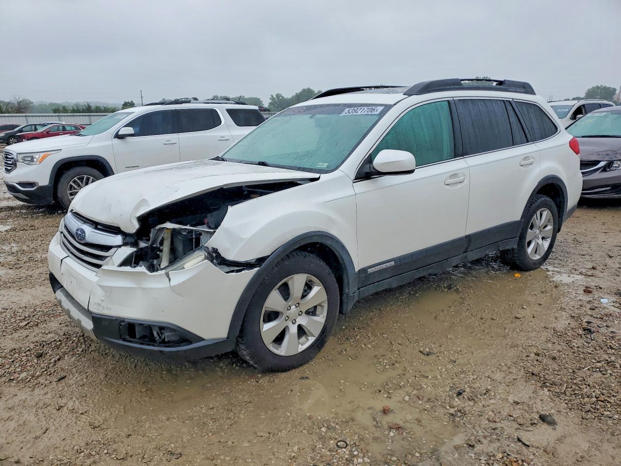 Salvage Subaru Outback Image